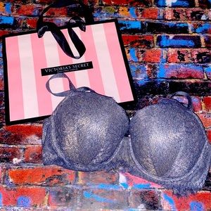 New Victoria’s Secret bra